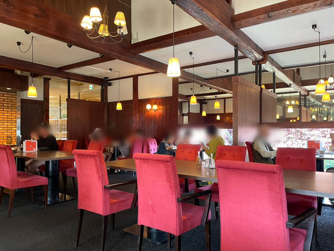 とんかつ田なか屋 岐阜店の店内