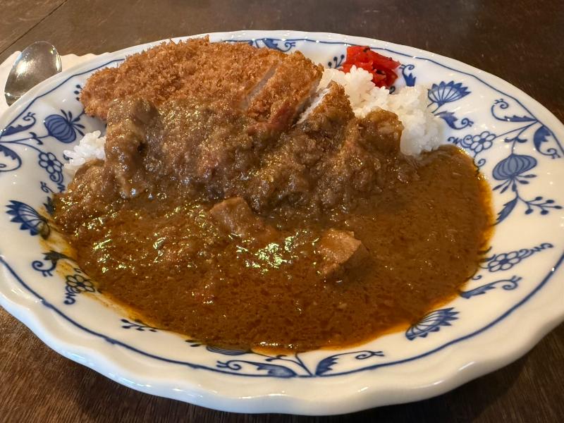 うまけりゃいいや福佐屋のカツカレー