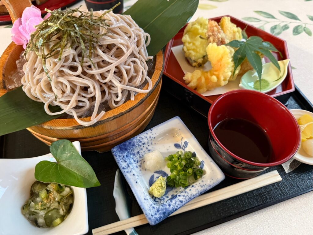 天ぷら付き盛りそば
