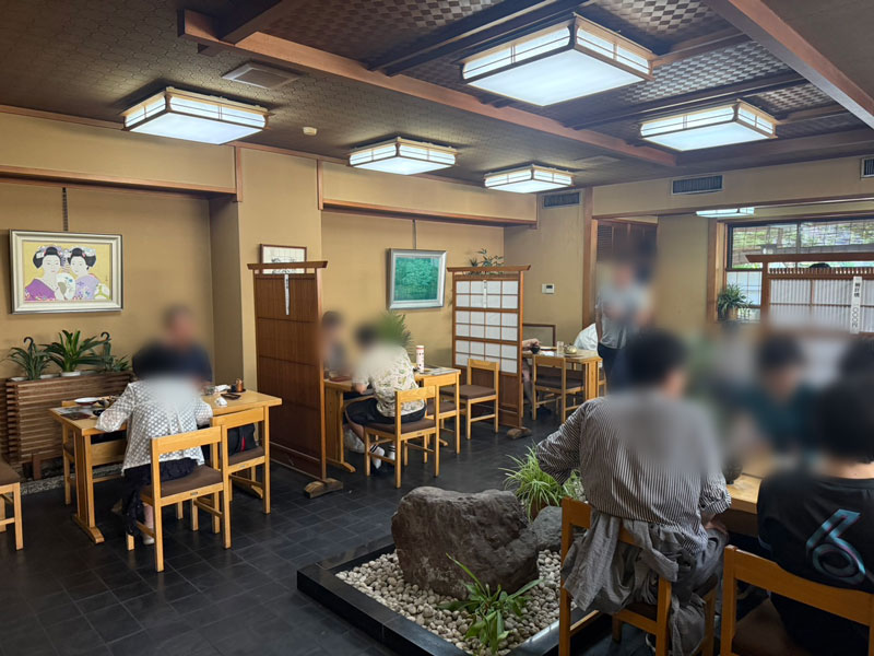 角丸の店内