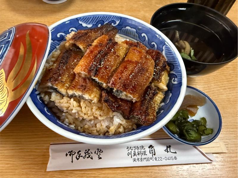 鰻屋 角丸の上うな丼