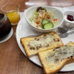 名水の里で味わう贅沢モーニング「珈琲 似兒草」