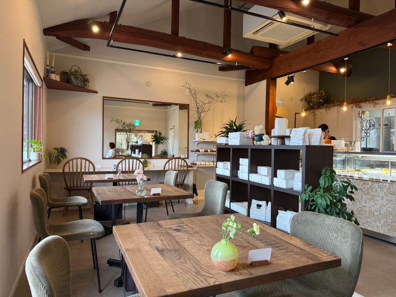 noeud（ヌー）の店内
